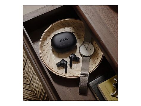 Sudio E4 Pro - E4PROBLK