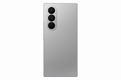 Samsung Z Fold7 silver 1