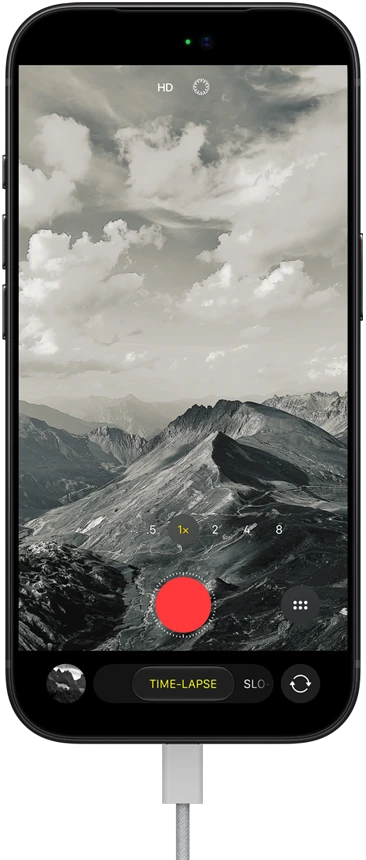 iPhone koblet til ladekabel
